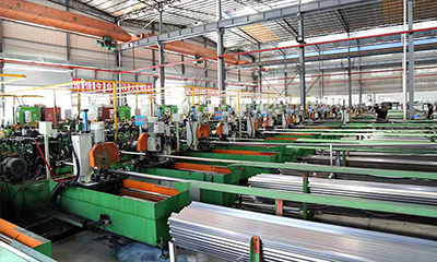 上海融創(chuàng)鋼業(yè)現(xiàn)場 上海融創(chuàng)鋼業(yè)現(xiàn)場